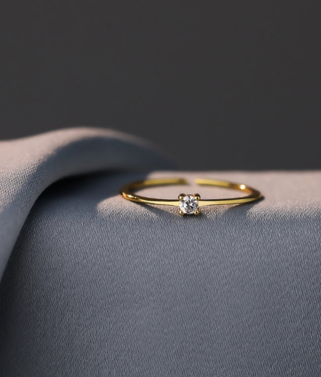 Minimal Zircon Solitaire Ring for Women
